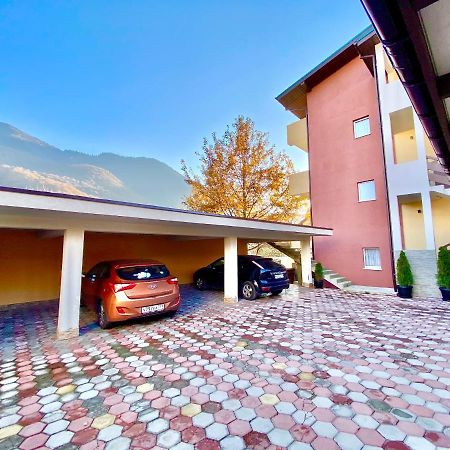 Apart Hotel Mountain Hill Krasnaia Poleana Exterior foto